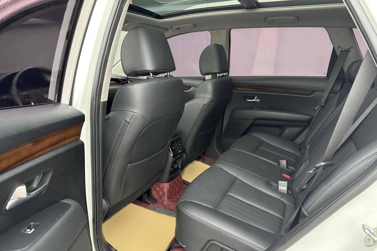Used Kia KX7 2017 2.4L Automatic 2WD GLS 5-Seater Left Rear Seat