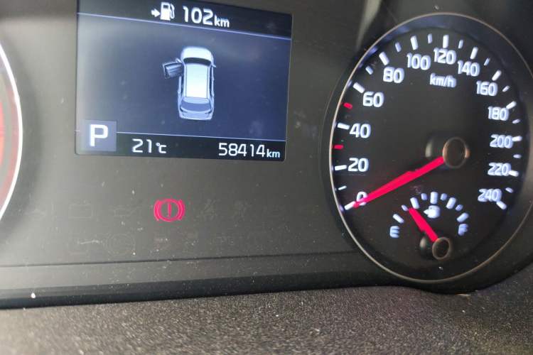 Used Kia KX7 2017 2.0L Automatic 2WD GLS 5-Seater Odometer Close Up