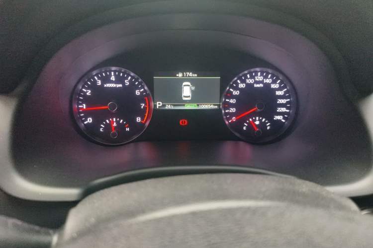 Used Kia KX7 2017 2.0T Automatic Two-Wheel Drive GLS 7-Seater Odometer Close Up