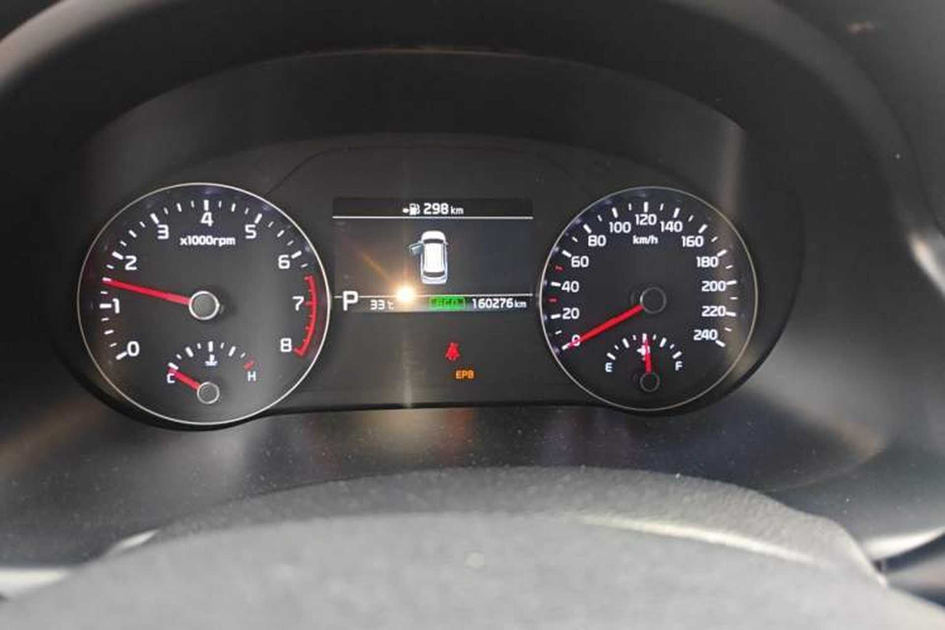 Used Kia KX7 2017 2.0T Automatic All-Wheel Drive LUX 7-Seater Odometer Close Up