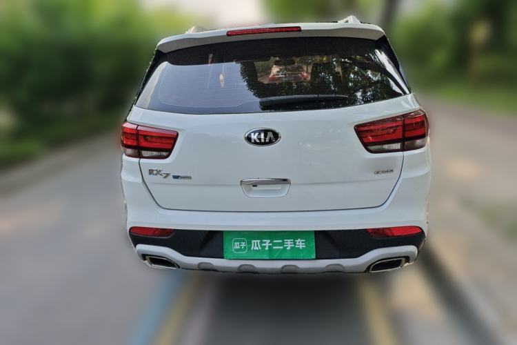Used Kia KX7 2017 2.0T Automatic Two-Wheel Drive GLS 7-Seater Rear