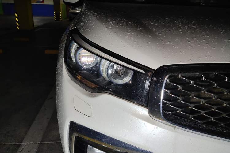 Used Kia KX7 2017 2.0T Automatic All-Wheel Drive LUX 7-Seater Right Front Headlight