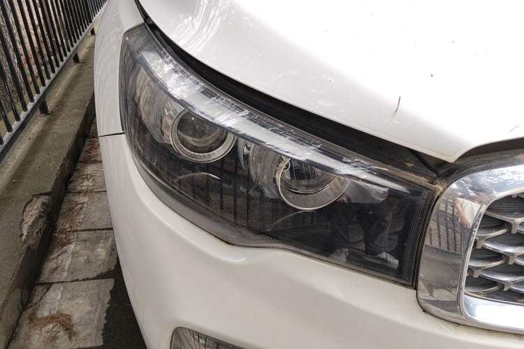 Used Kia KX7 2017 2.4L Automatic 2WD GLS 5-Seater Right Front Headlight