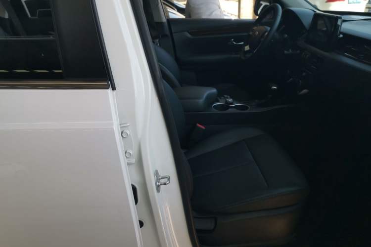 Used Kia KX7 2017 2.4L Automatic 2WD GLS 5-Seater Right Front Seat