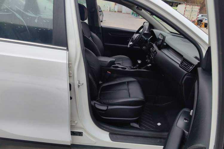 Used Kia KX7 2017 2.0L Automatic 2WD SMART 5-seater Right Front Seat