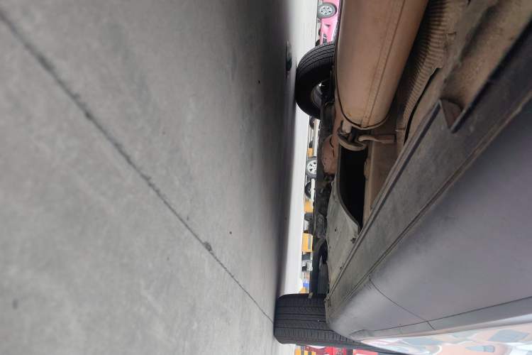 Used Kia KX7 2017 2.0L Automatic 2WD SMART 5-seater Right Side Sill