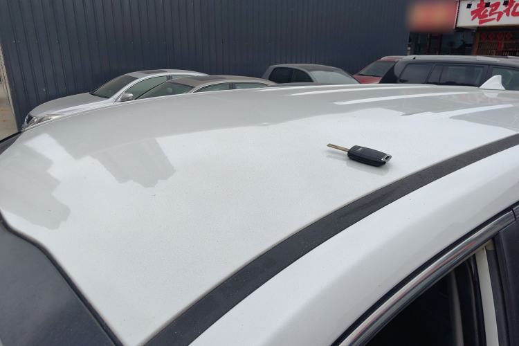 Used Kia KX7 2017 2.0L Automatic 2WD SMART 5-seater Roof