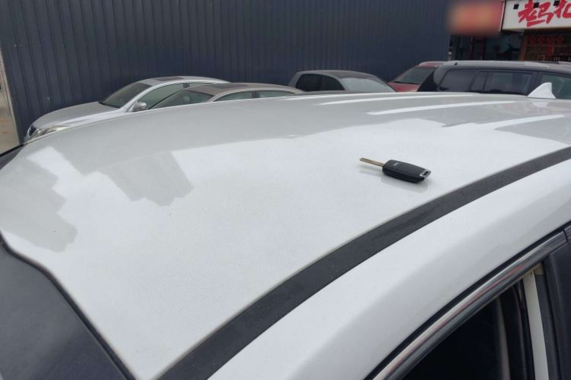Used Kia KX7 2017 2.0L Automatic 2WD SMART 5-seater Roof