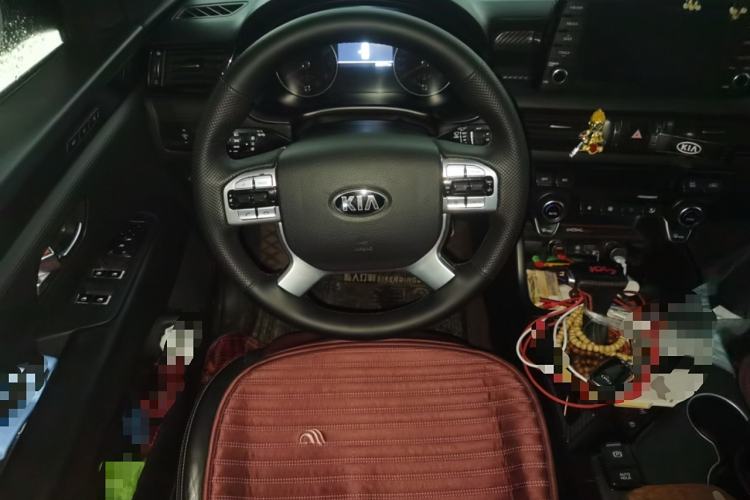 Used Kia KX7 2017 2.0T Automatic All-Wheel Drive LUX 7-Seater Steering Wheel