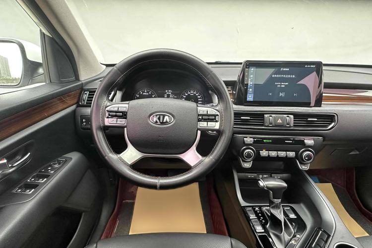 Used Kia KX7 2017 2.4L Automatic 2WD GLS 5-Seater Steering Wheel