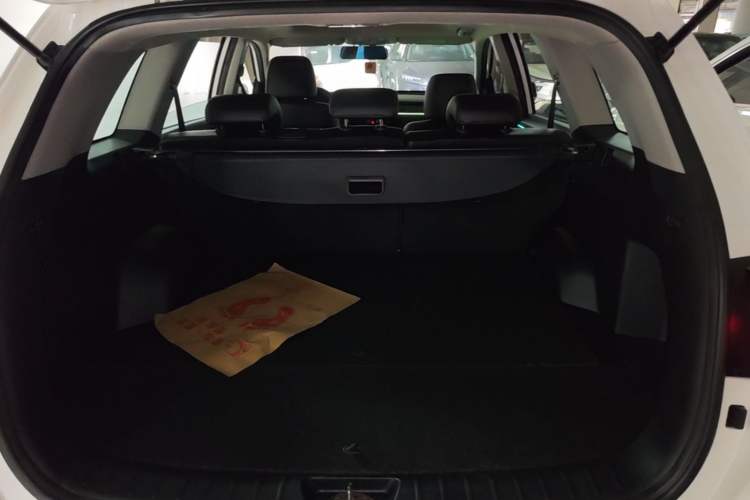 Used Kia KX7 2017 2.0L Automatic 2WD GL 5 Seats Trunk