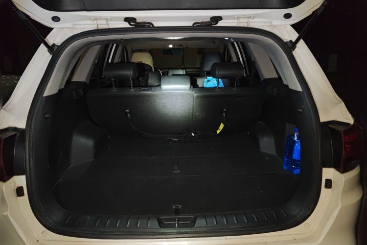 Used Kia KX7 2017 2.4L Automatic 2WD GLS 5-Seater Trunk
