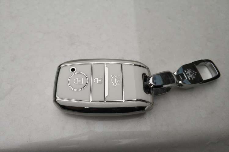 Used Kia KX7 2017 2.0T Automatic 4WD DLX 7-Seater Vehicle Key