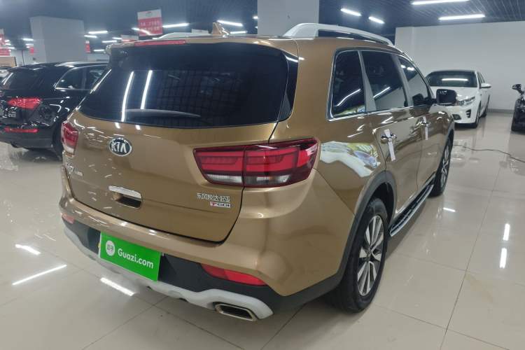 Used Kia KX7 2017 2.0T Automatic Two-Wheel Drive GLS 7-Seater Exterior 5