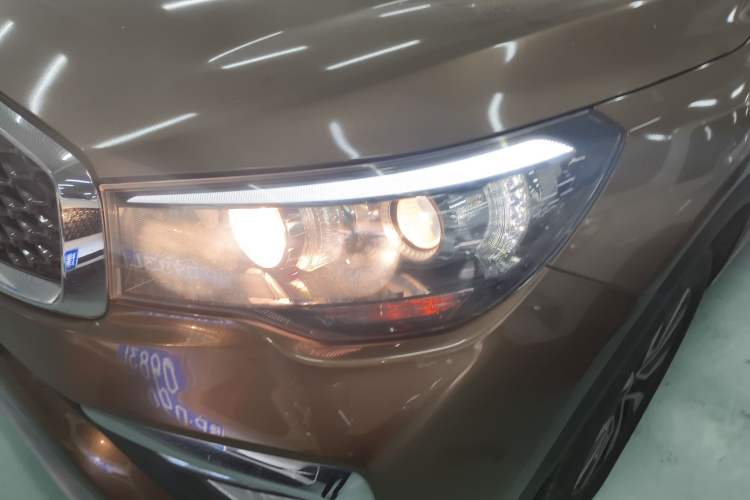 Used Kia KX7 2017 2.0T Automatic Two-Wheel Drive GLS 7-Seater Left Front Headlight