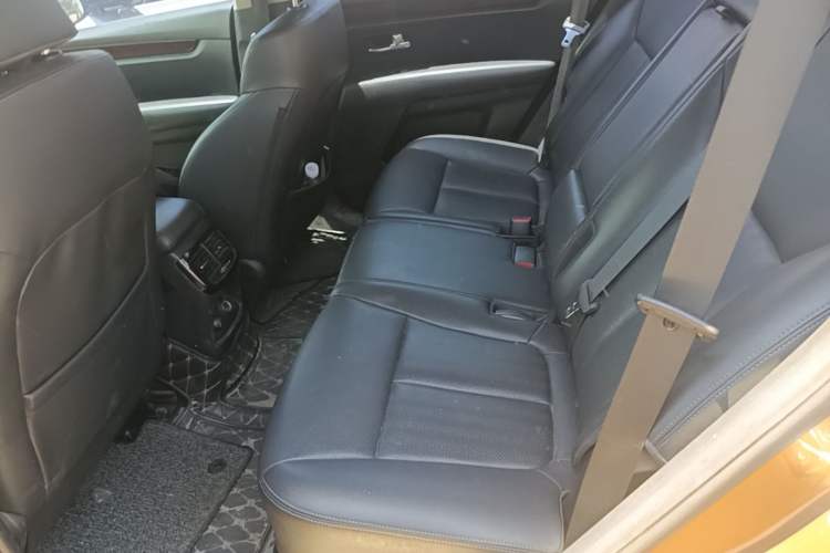 Used Kia KX7 2017 2.4L Automatic 2WD GLS 5-Seater Left Rear Seat