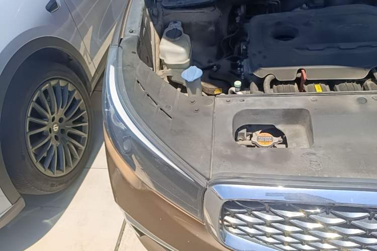 Used Kia KX7 2017 2.4L Automatic 2WD GLS 5-Seater Right Front Headlight