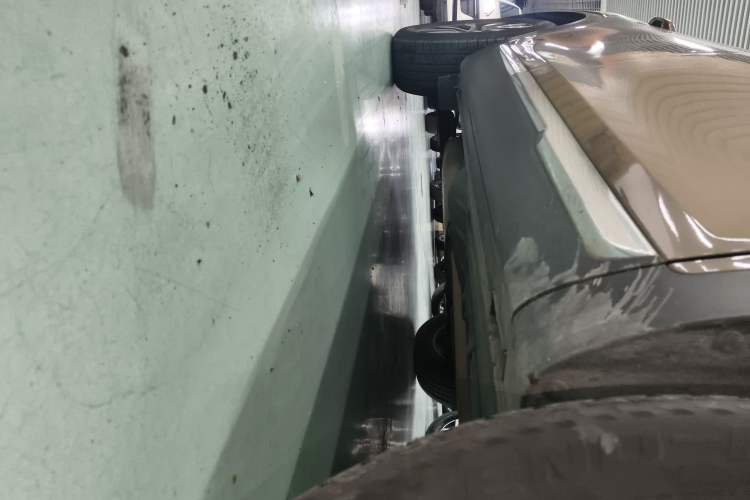 Used Kia KX7 2017 2.0T Automatic Two-Wheel Drive GLS 7-Seater Right Side Sill