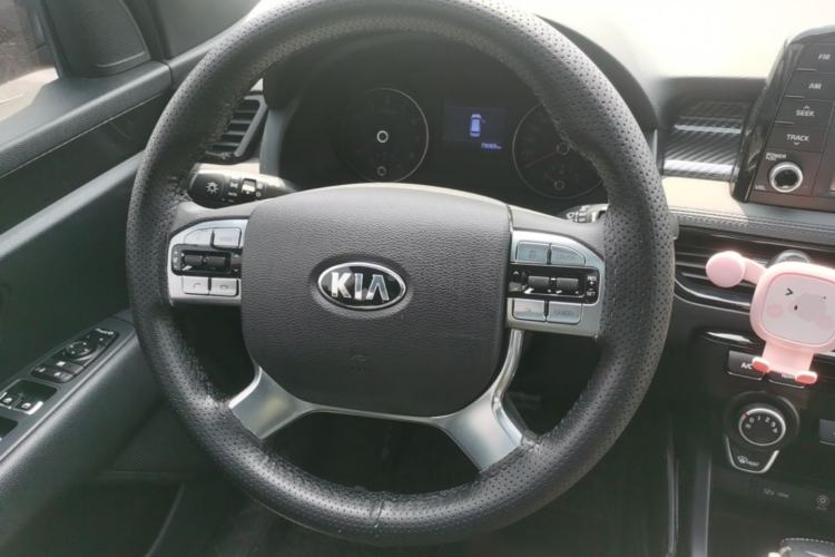 Used Kia KX7 2017 2.0T Automatic Two-Wheel Drive GL 7-Seater Steering Wheel