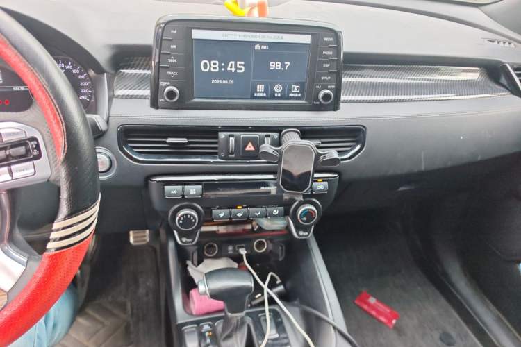 Used Kia KX7 2020 2.0T Automatic Two-Wheel Drive GLS 7-Seater Audio And AC Panel