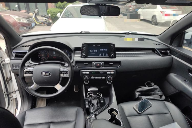 Used Kia KX7 2020 2.0T Automatic Two-Wheel Drive GLS 7-Seater Center Console