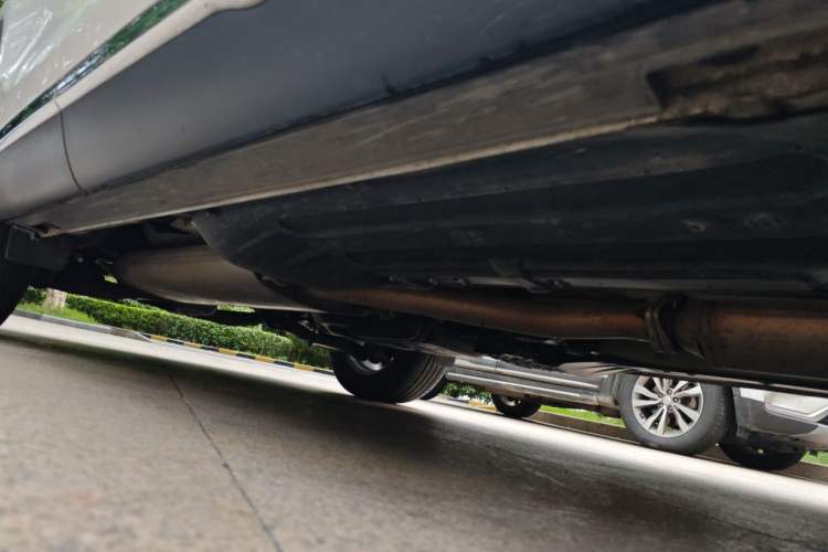 Used Kia KX7 2020 2.0T Automatic Two-Wheel Drive GLS 7-Seater Chassis Front Right