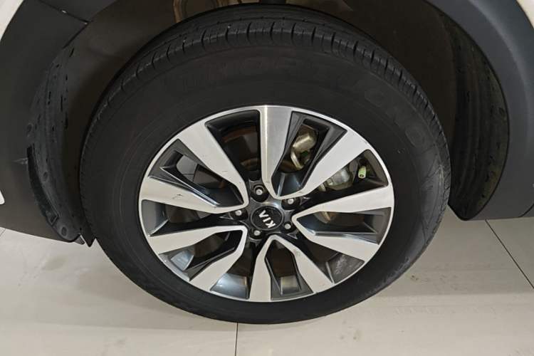 Used Kia KX7 2020 2.0T Automatic Two-Wheel Drive GLS 7-Seater Exterior 1