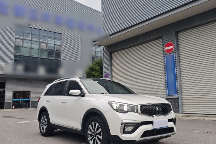Used Kia KX7 2020 2.0T Automatic Two-Wheel Drive GLS 7-Seater Exterior 5
