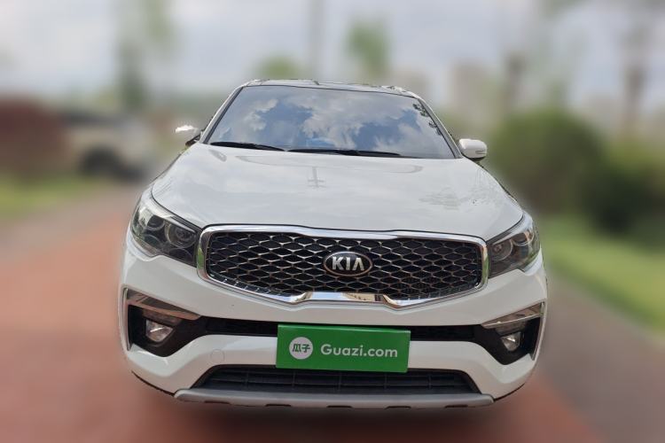 Used Kia KX7 2020 2.0T Automatic Two-Wheel Drive GLS 7-Seater Front