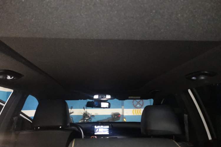 Used Kia KX7 2020 2.0T Automatic Two-Wheel Drive GLS 7-Seater Headliner