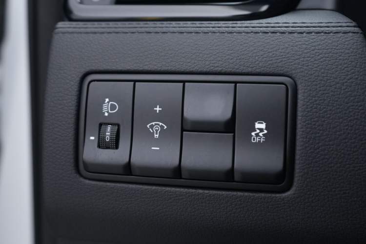 Used Kia KX7 2020 2.0T Automatic Two-Wheel Drive GLS 7-Seater Interior 12