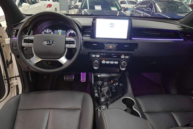 Used Kia KX7 2020 2.0T Automatic Two-Wheel Drive GLS 7-Seater Interior 2