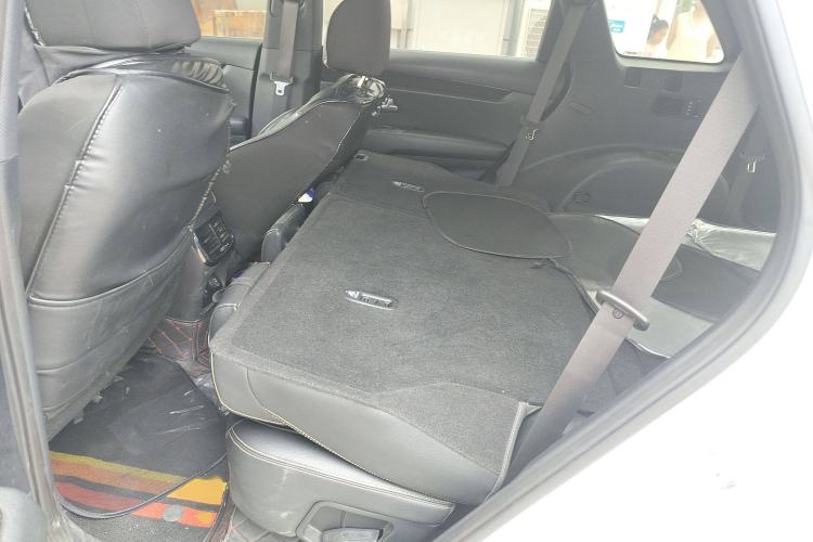 Used Kia KX7 2020 2.0T Automatic Two-Wheel Drive GLS 7-Seater Interior 4