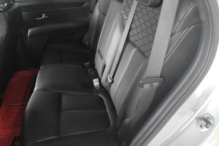 Used Kia KX7 2020 2.0T Automatic Two-Wheel Drive GLS 7-Seater Left Rear Seat