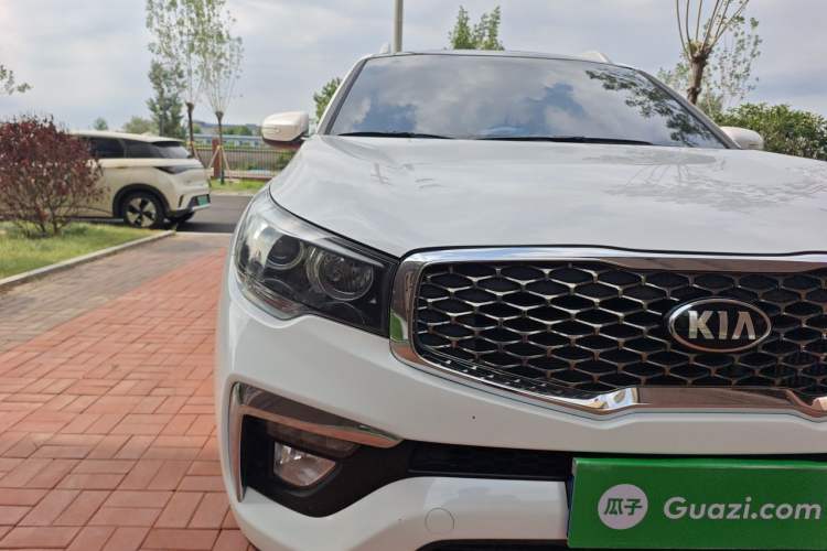 Used Kia KX7 2020 2.0T Automatic Two-Wheel Drive GLS 7-Seater Right Front Headlight