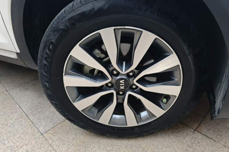 Used Kia KX7 2020 2.0T Automatic Two-Wheel Drive GLS 7-Seater Right Front Wheel Hub