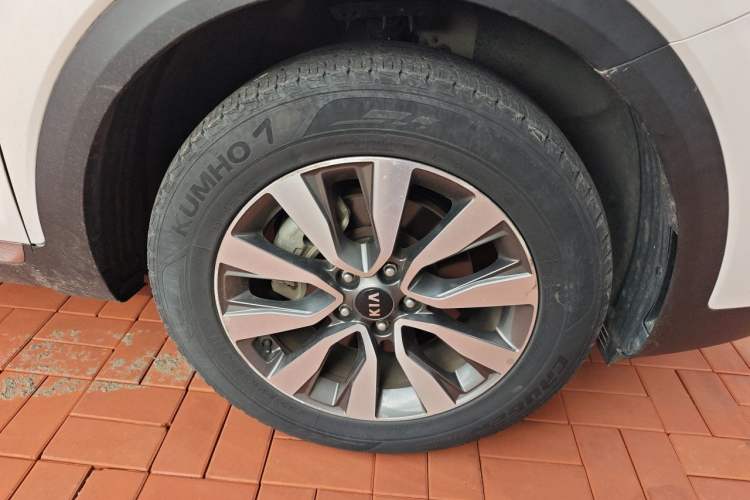 Used Kia KX7 2020 2.0T Automatic Two-Wheel Drive GLS 7-Seater Right Front Wheel Hub