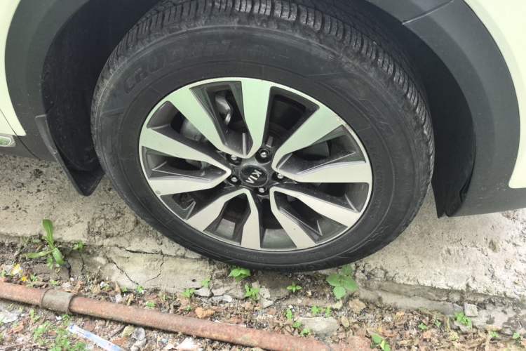 Used Kia KX7 2020 2.0T Automatic Two-Wheel Drive GLS 7-Seater Right Front Wheel Hub