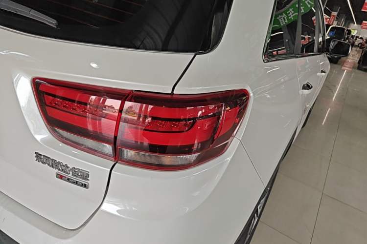 Used Kia KX7 2020 2.0T Automatic Two-Wheel Drive GLS 7-Seater Right Rear Taillight
