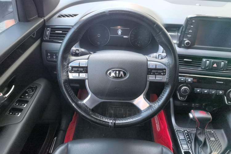 Used Kia KX7 2020 2.0T Automatic Two-Wheel Drive GLS 7-Seater Steering Wheel