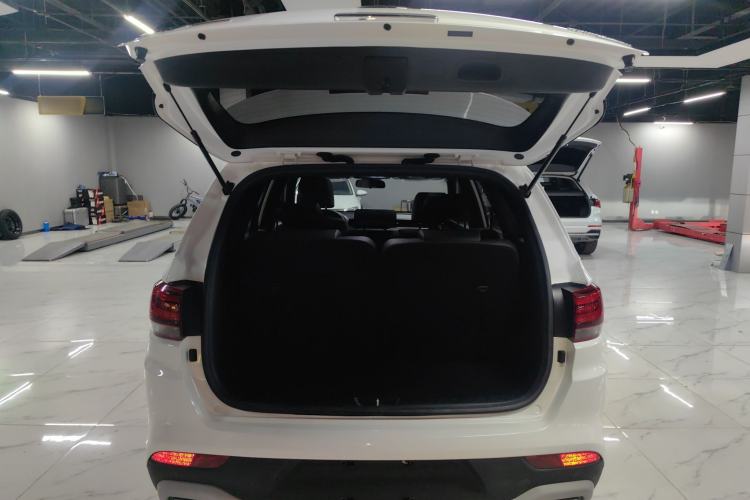 Used Kia KX7 2020 2.0T Automatic Two-Wheel Drive GLS 7-Seater Trunk
