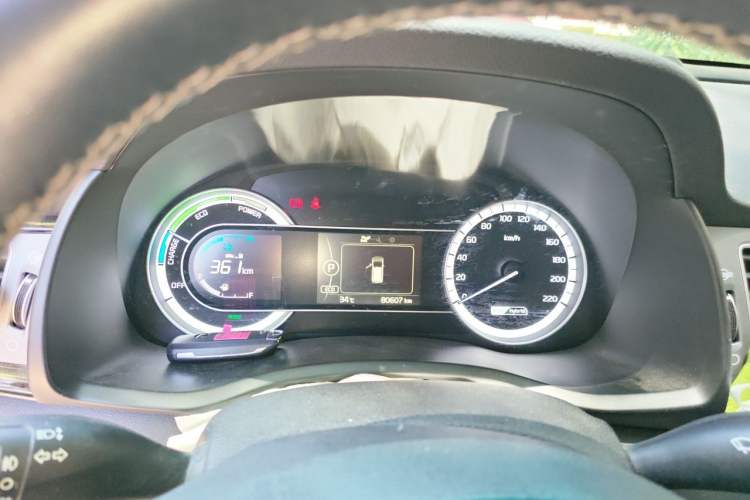 Used Kia Niro 2017 1.6L Luxury Edition Instrument Cluster