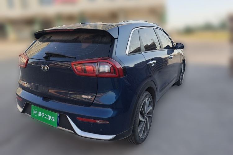 Used Kia Niro 2017 1.6L Luxury Edition Rear Right 45 Deg