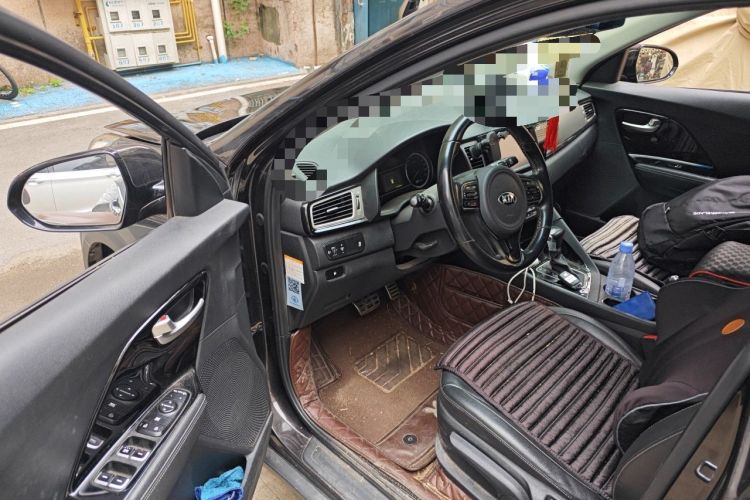 Used Kia Niro 2017 1.6L Luxury Edition Driver Seat