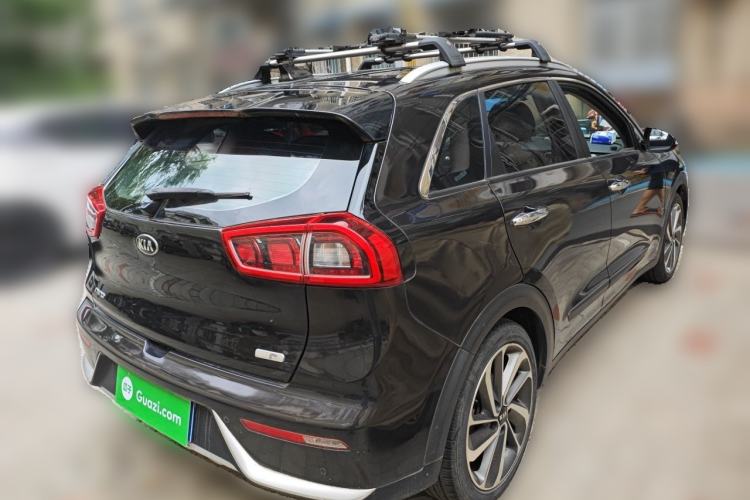 Used Kia Niro 2017 1.6L Luxury Edition Rear Right 45 Deg