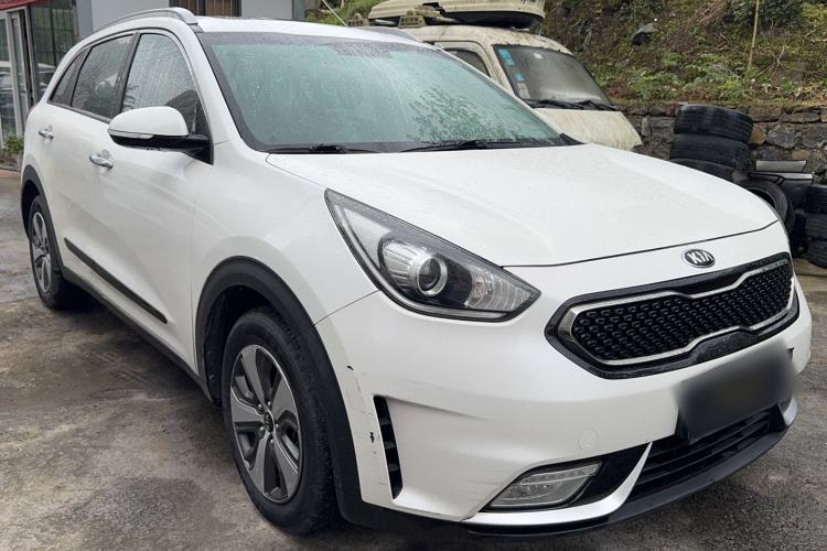 Used Kia Niro 2017 1.6L Luxury Edition Exterior 4