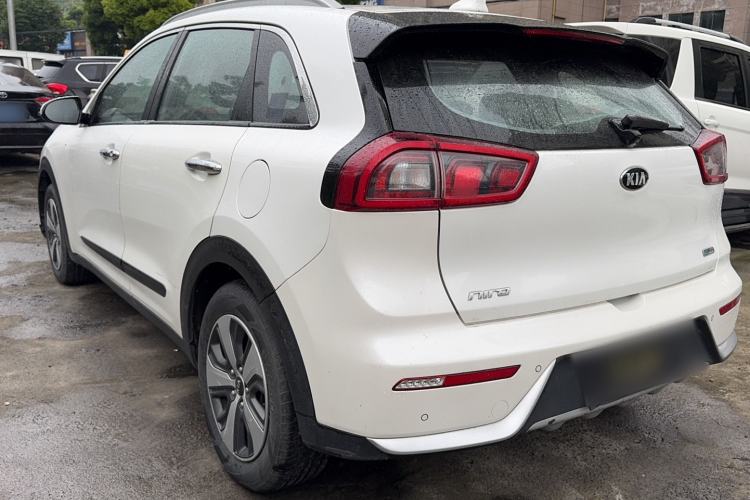 Used Kia Niro 2017 1.6L Luxury Edition Exterior 7