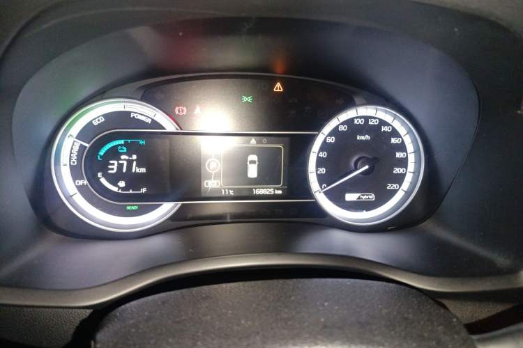Used Kia Niro 2017 1.6L Luxury Edition Instrument Cluster