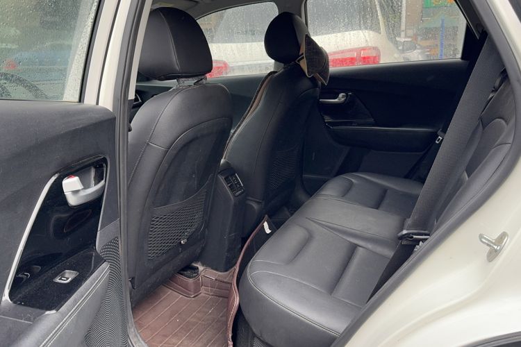 Used Kia Niro 2017 1.6L Luxury Edition Interior 2