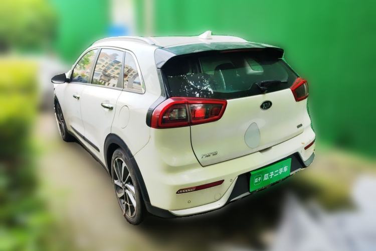 Used Kia Niro 2017 1.6L Luxury Edition Rear Left 45 Deg